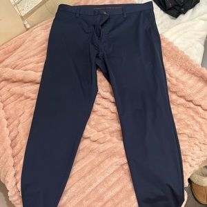 navy blue rhone original commuter jogger